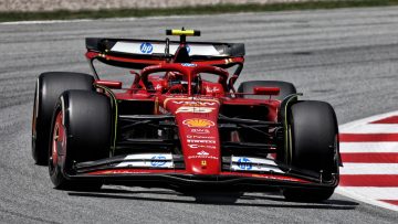 Sainz haalt uit naar stewards na incident met Hamilton