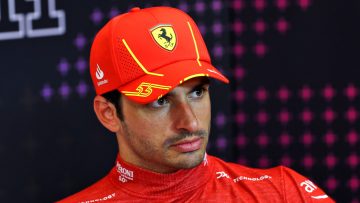 Sainz bemoans 'not good enough' abandoned Ferrari upgrade