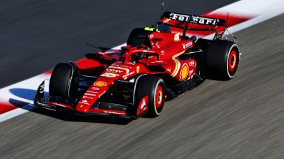 Sainz Bahrain testing