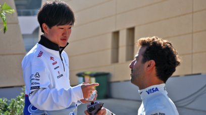 Tsunoda and Ricciardo winter testing paddock