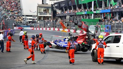 Tsunoda Mexico crash