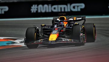 Video: Verstappen beschadigt auto bij zeldzame fout tijdens GP Miami