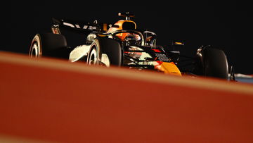 WK-stand na GP Bahrein: Verstappen neemt meteen het heft in handen