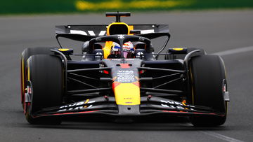 Verstappen worstelt en komt boven in derde training GP Australië