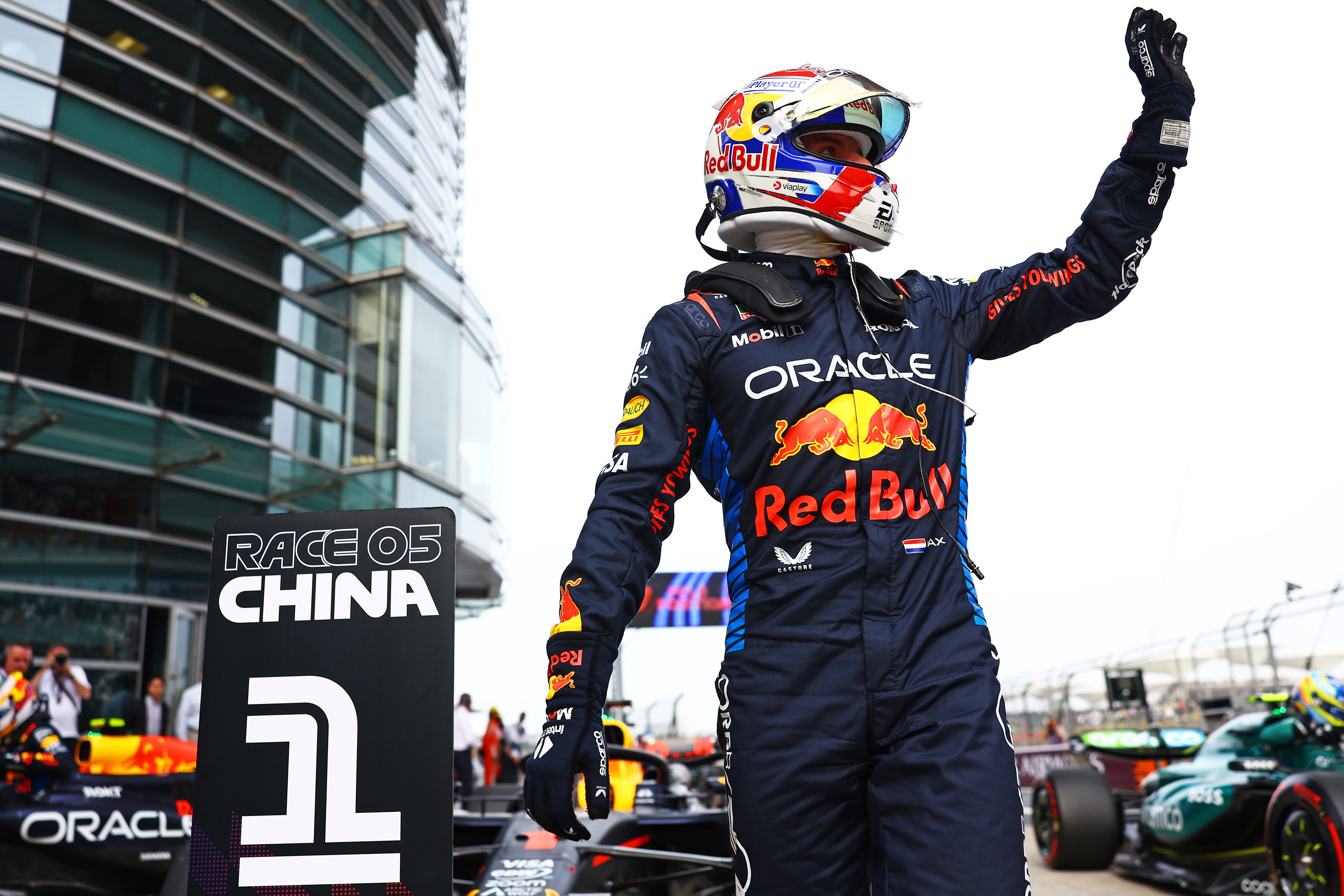Verstappen pole china