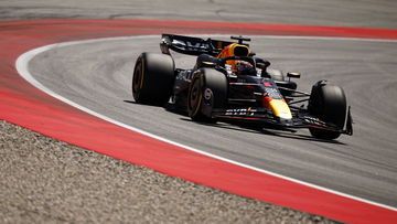 Productieve Verstappen ziet gemoederen hoog oplopen in derde training