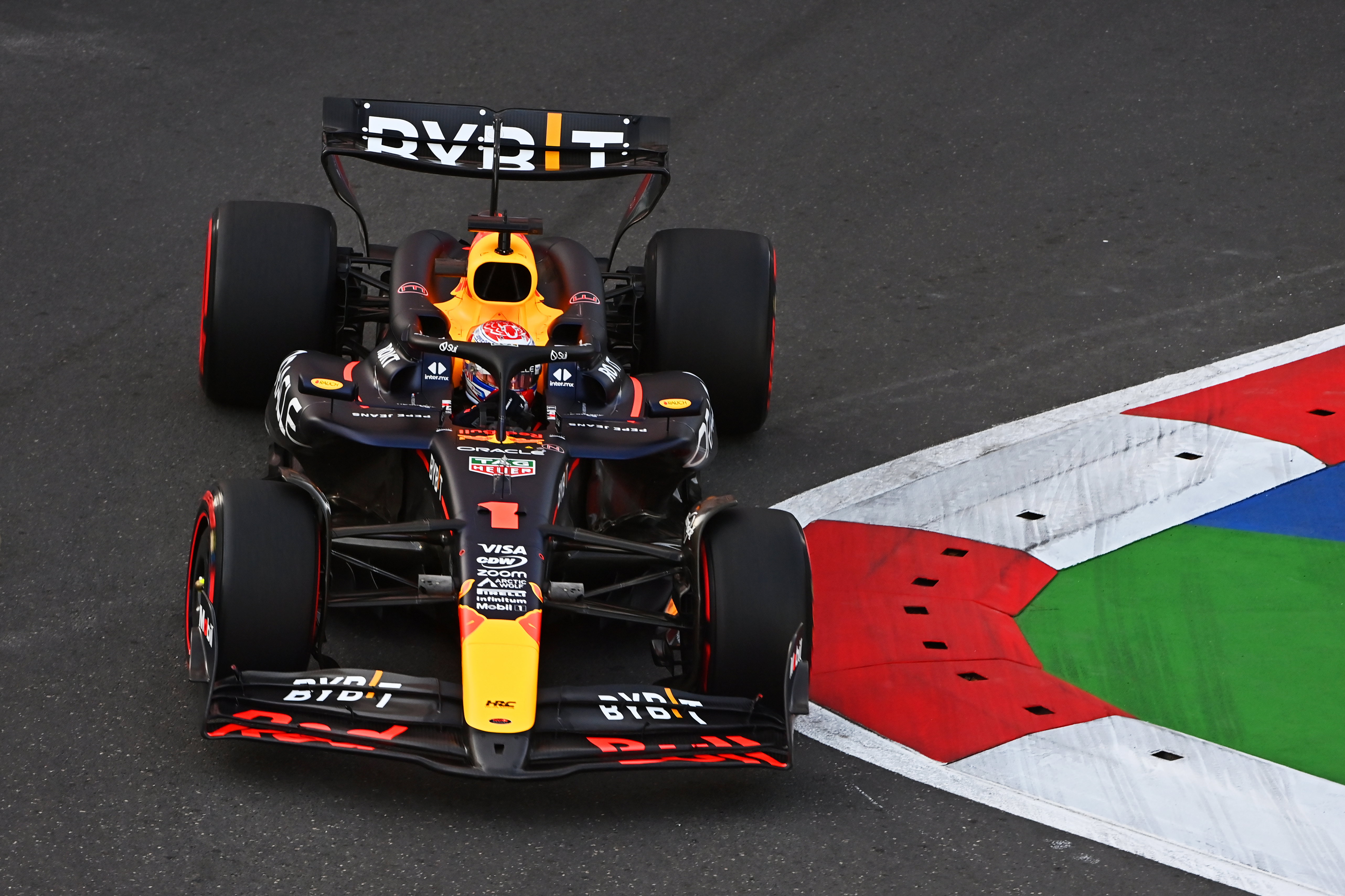 Verstappen FP2 Baku