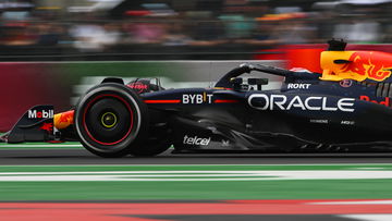 Samenvatting knotsgekke GP Mexico: Straffenregen voor Verstappen, Sainz imponeert