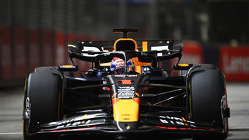 Verstappen beperkt schade tijdens galavoorstelling Norris in Singapore