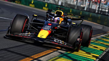 Verstappen strikes hammer blow to Ferrari as Mercedes falter