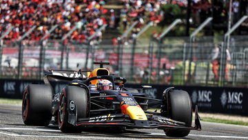 Data tonen aan: Verstappen kwam heel goed weg in Imola