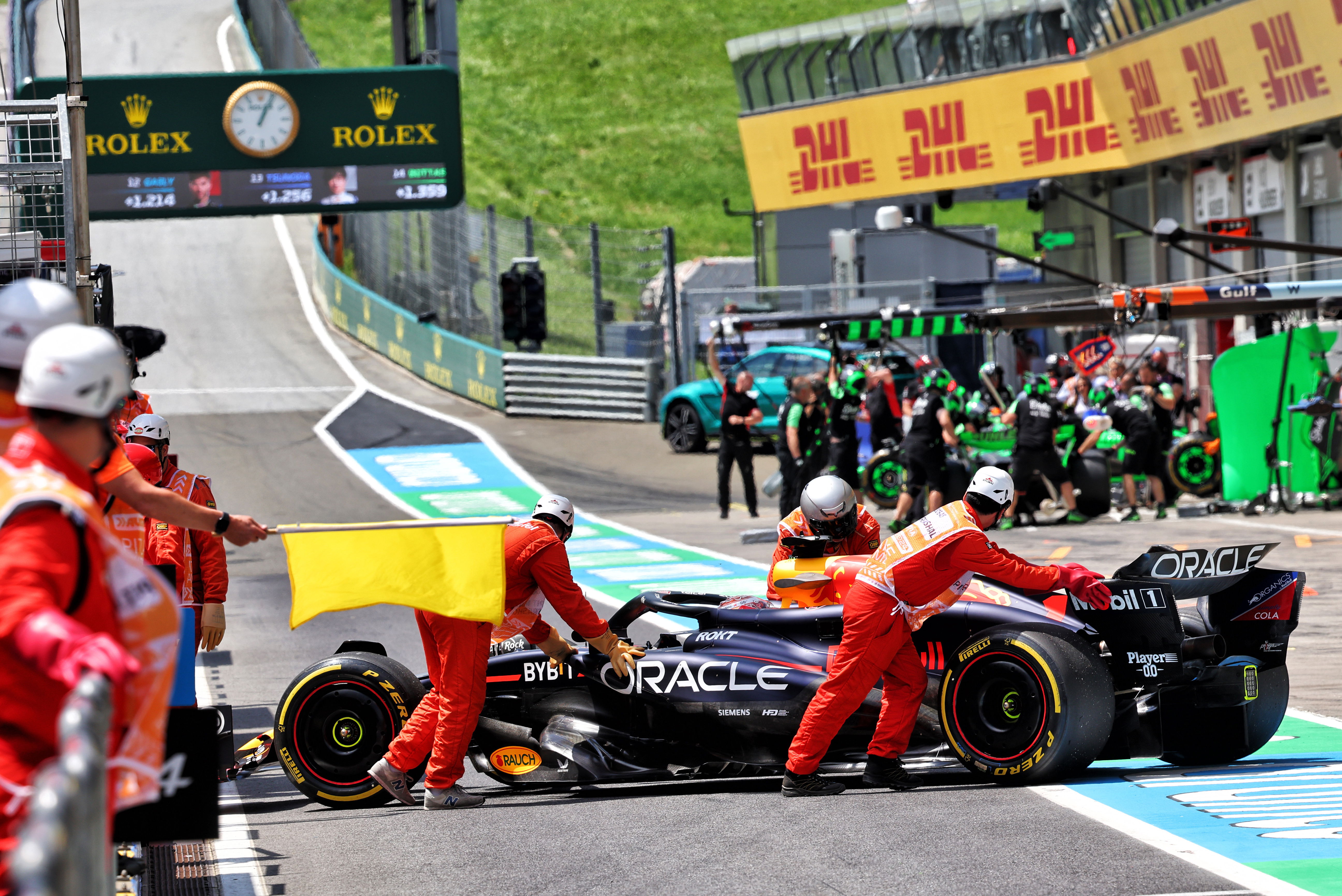 Verstappen engine failure FP1 Austria