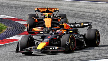 Verstappen en Norris clashen in bepalend moment voor titelstrijd - terugblik