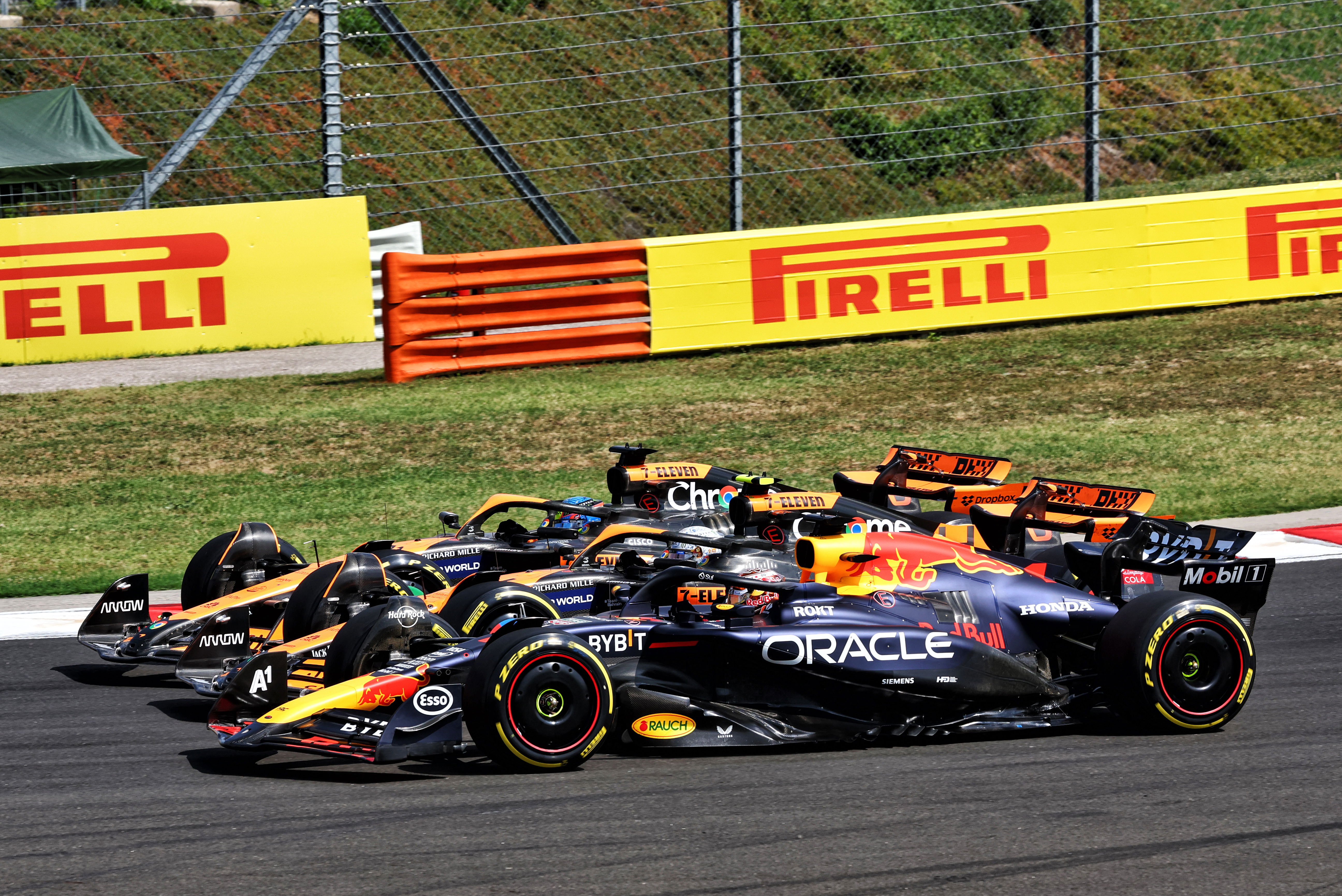 Verstappen Piastri Norris race Hungary