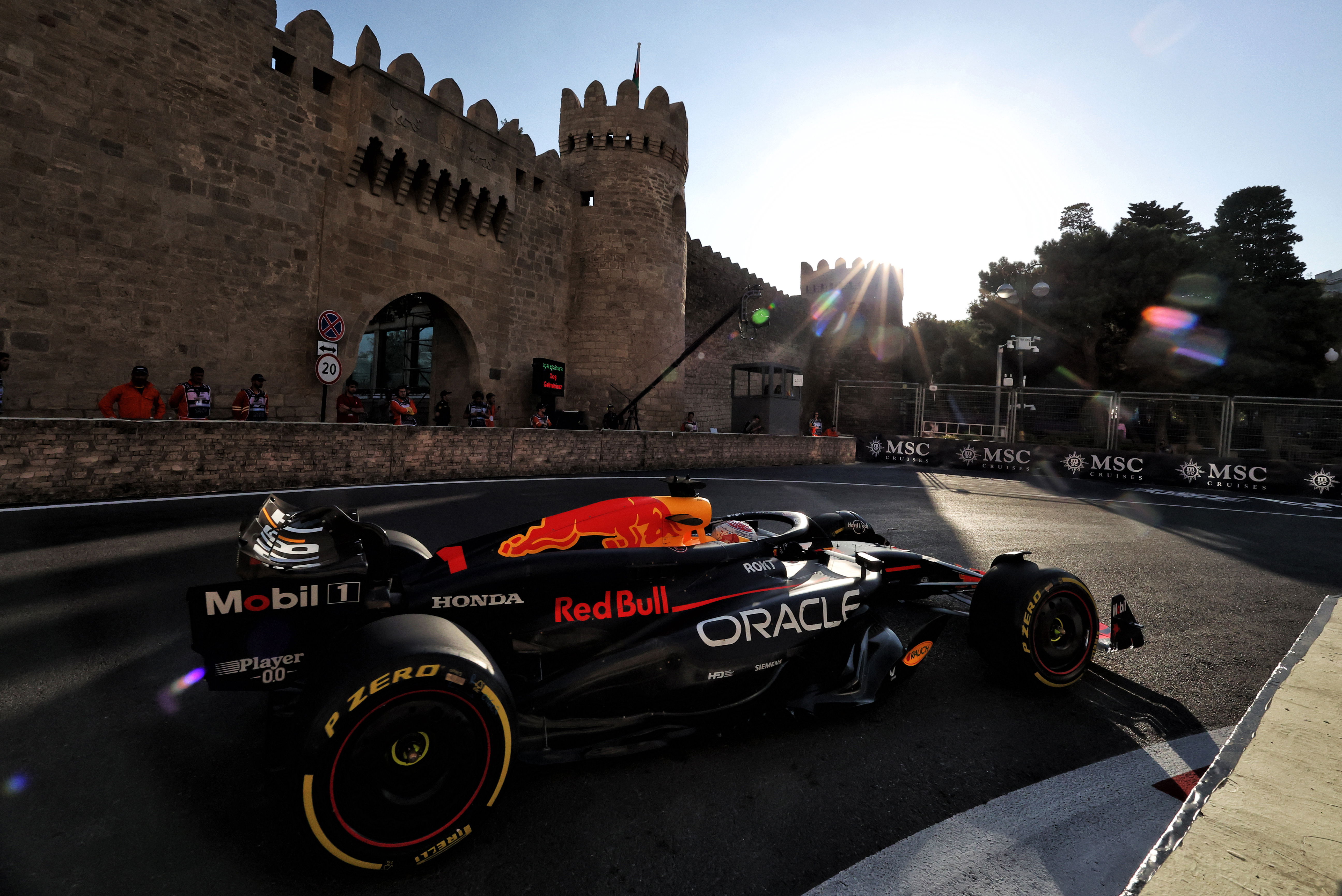 Verstappen FP2 Baku
