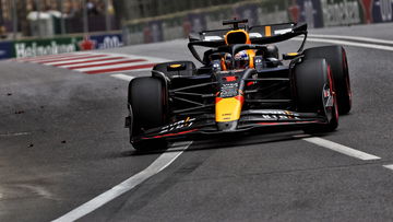 Live reacties na machteloze race Verstappen in Bakoe