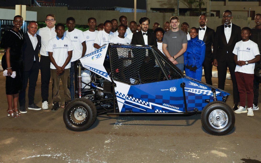 Verstappen community service