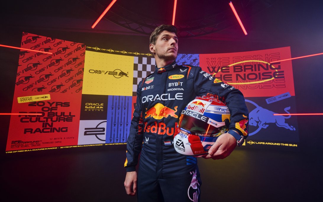 Verstappen 2024 helmet