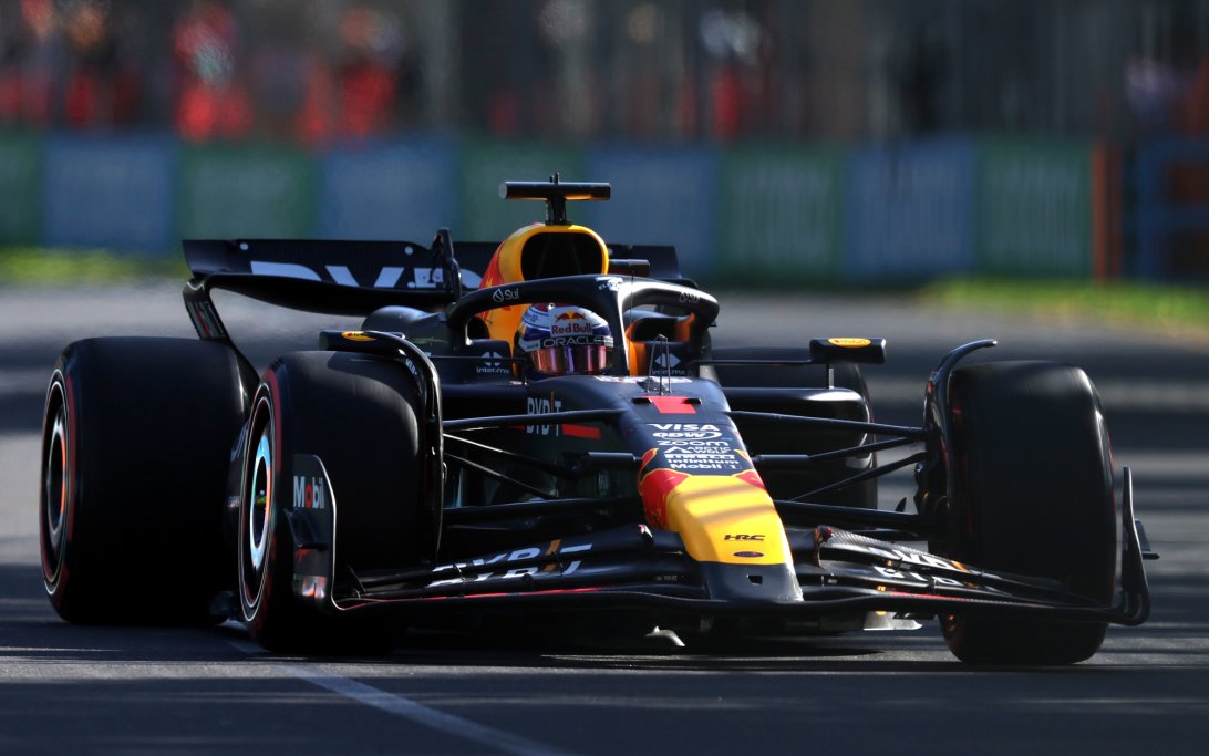 Verstappen Pole Australia