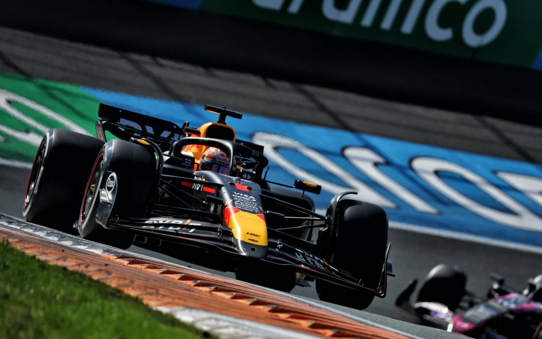 直播：2025F1荷兰大奖赛FP1 - 赞德沃特赛道