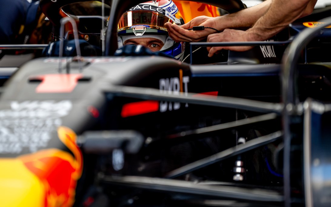 Verstappen test Bahrain 2024