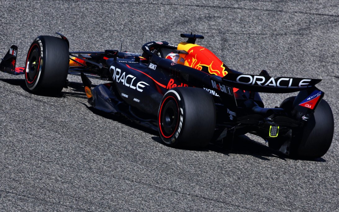 Verstappen testing