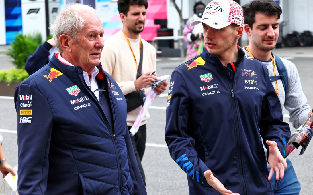 Verstappen and Marko Japan