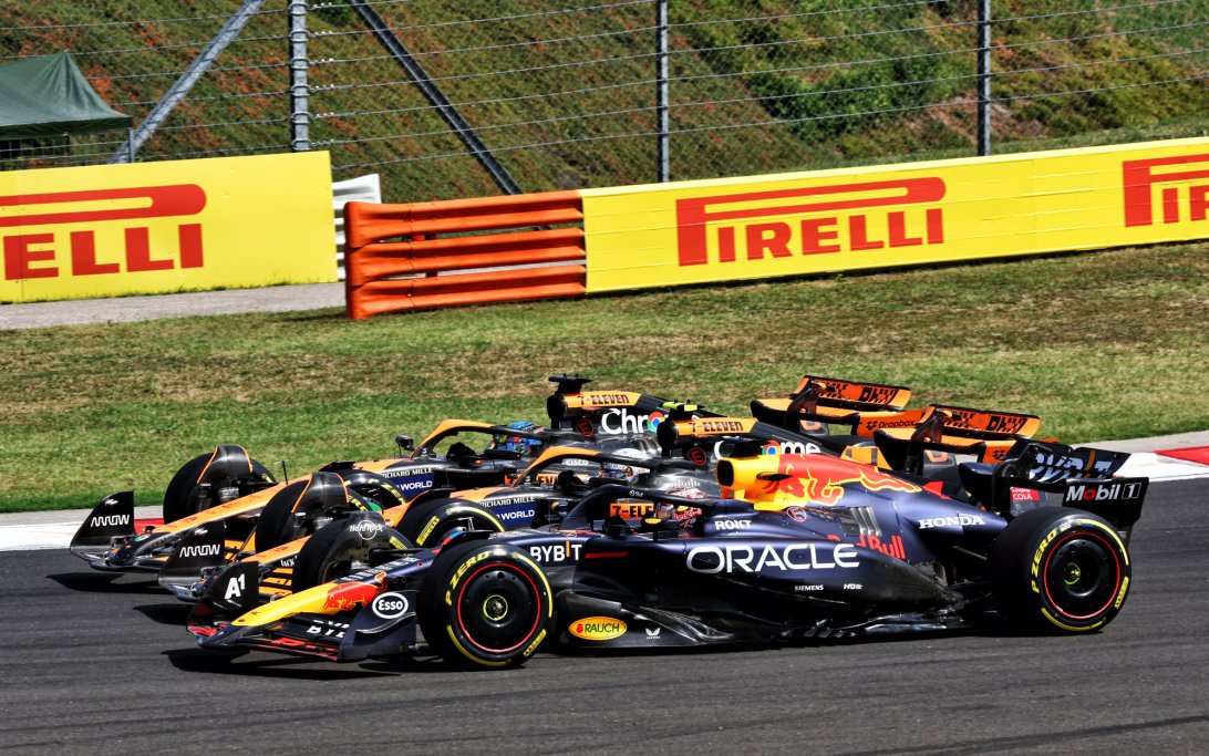 Verstappen Piastri Norris race Hungary