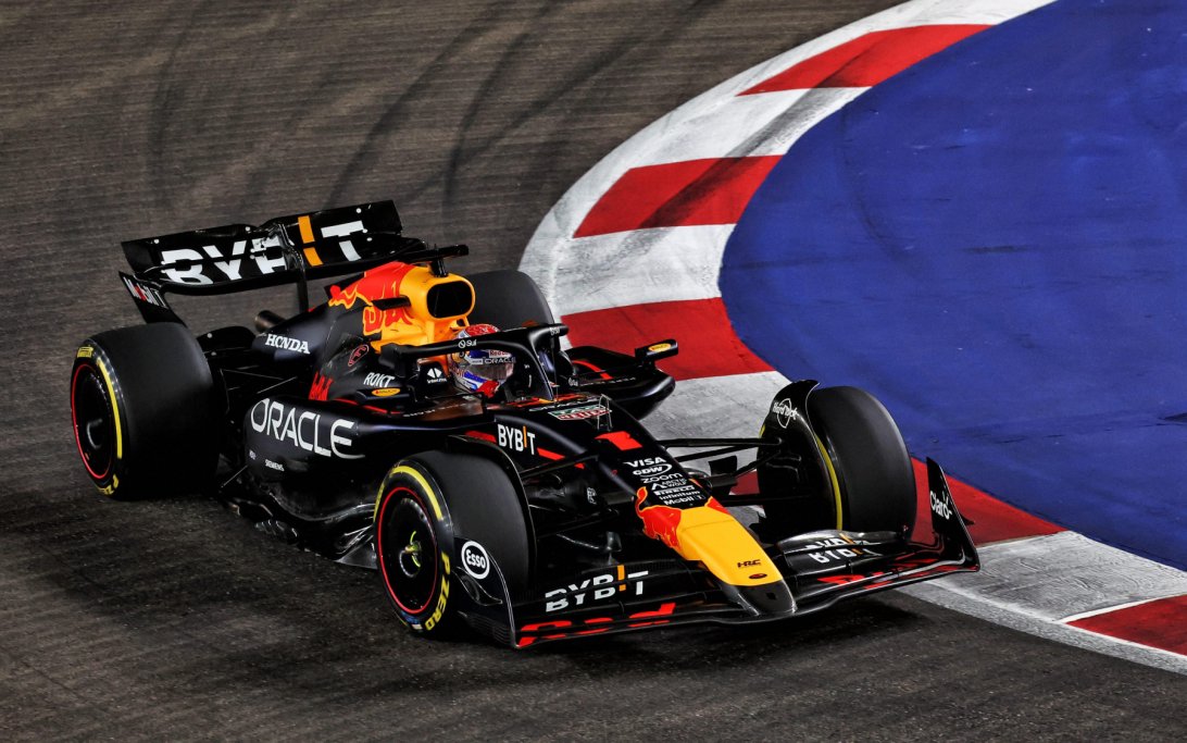 Verstappen race Singapore