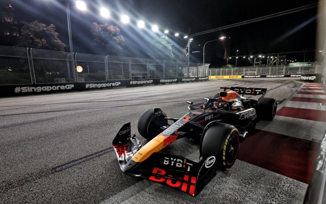 Verstappen race Singapore