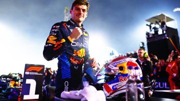 Live reacties na zeer dominante zege Verstappen in Bahrein