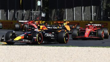 WK-stand na GP Australië: Verstappen blijft leider ondanks zeldzame uitvalbeurt
