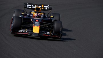 Verstappen uit zijn frustraties: "Kunnen nog lange wedstrijden worden"