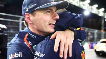 Nederlandse autosportlegende gelooft zijn ogen niet na vierde titel Verstappen