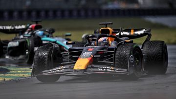 Verstappen hield zijn hart vast tijdens de race: "Dat maakte het zó lastig"