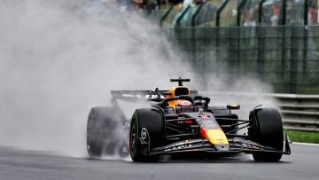 Verstappen fastest but treacherous conditions wreck final practice