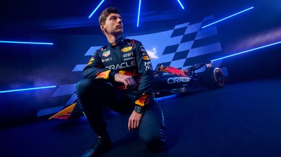 Verstappen RB20 launch