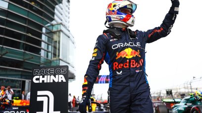Verstappen pole china
