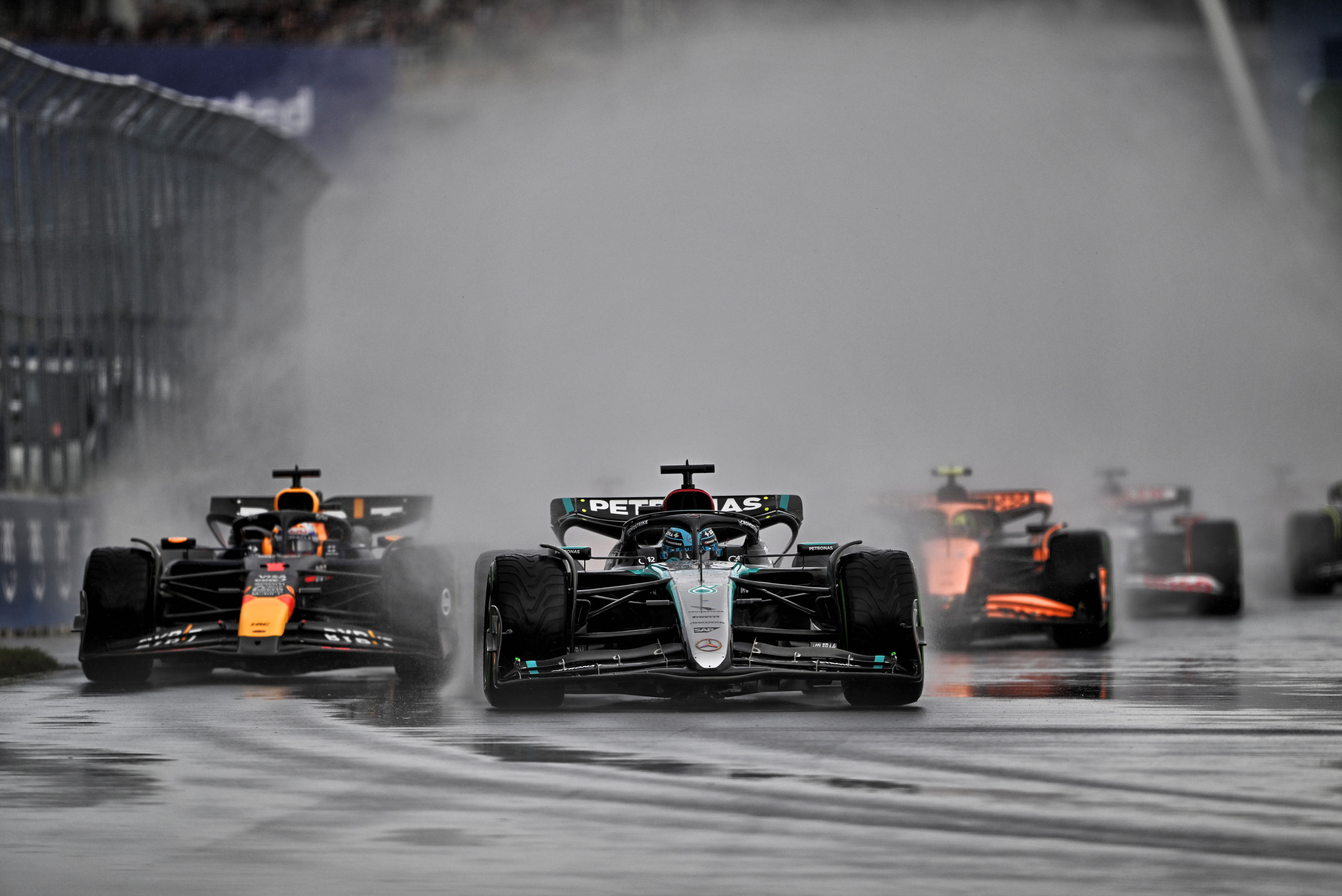 Race start rain Canada