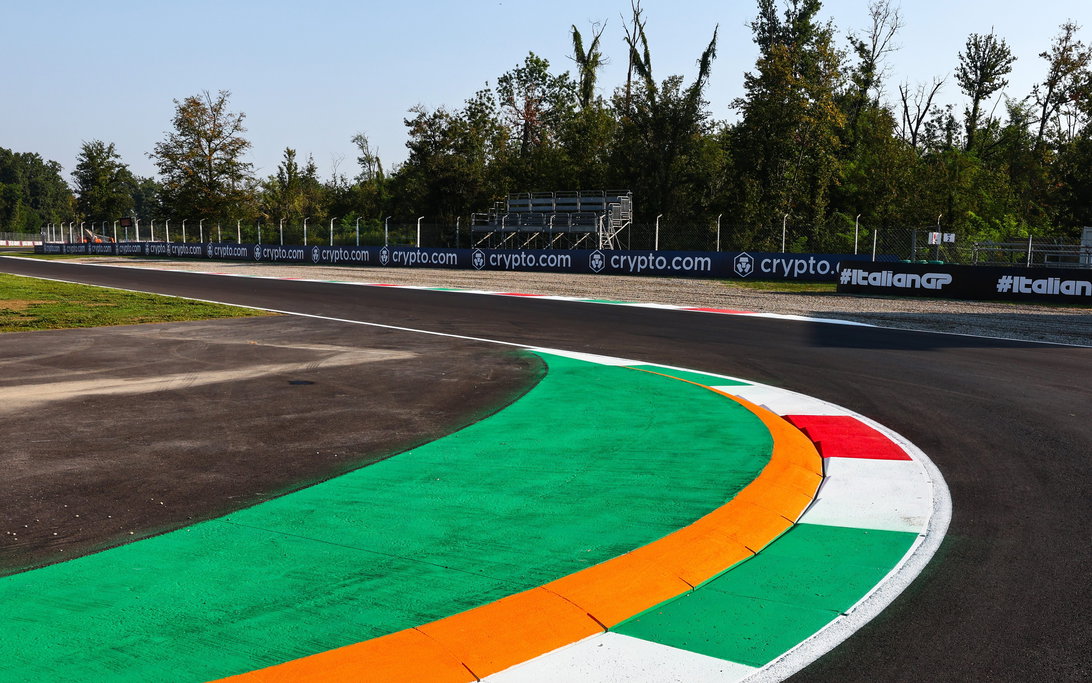 Monza turn 1 2024