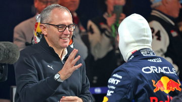 F1-baas bevestigt aanhoudende gesprekken met Verstappen: "Moeten naar hem luisteren"