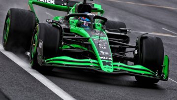 Zhou hard gestraft voor incident met Verstappen