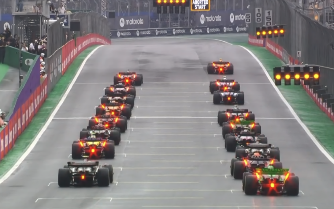 3 11 norris rijdt weg