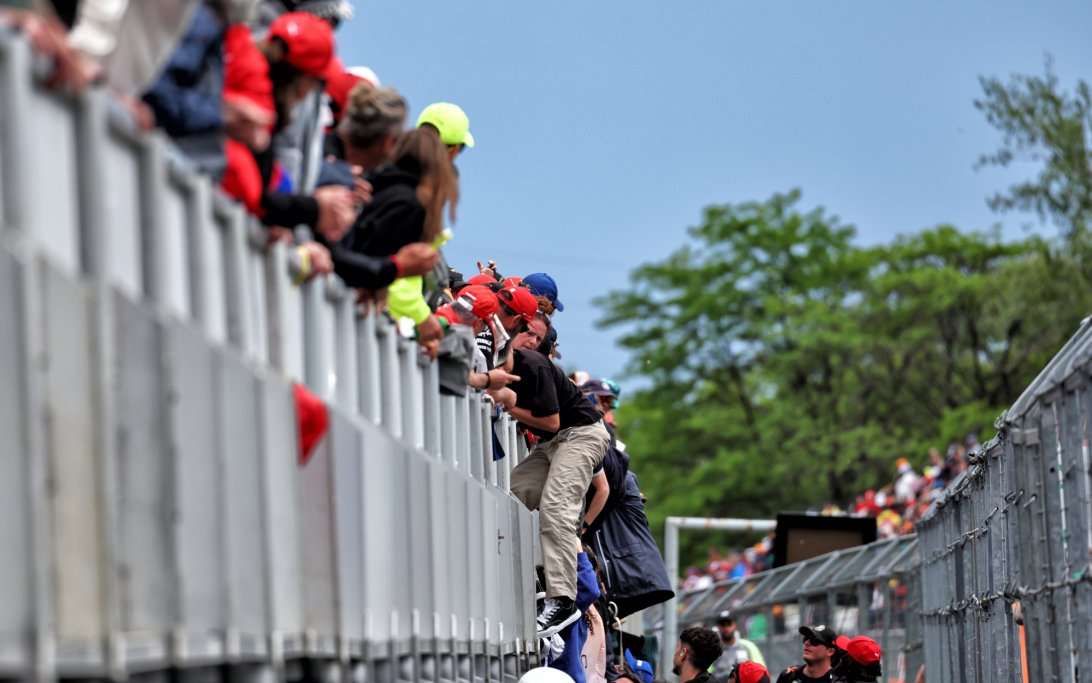 F1 fans Canada