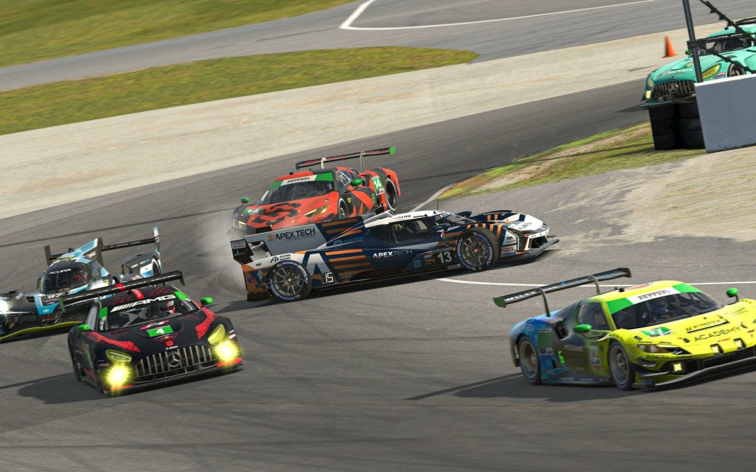 iRacing 24 hours Daytona