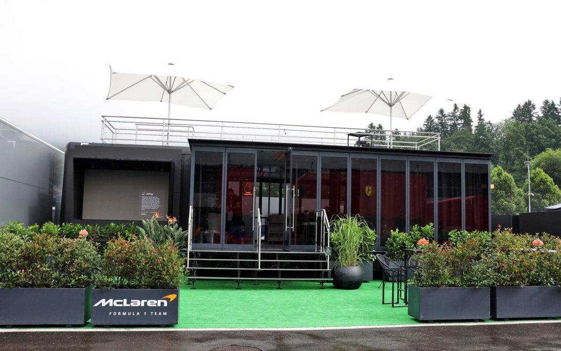 Mc Laren motorhome Austria