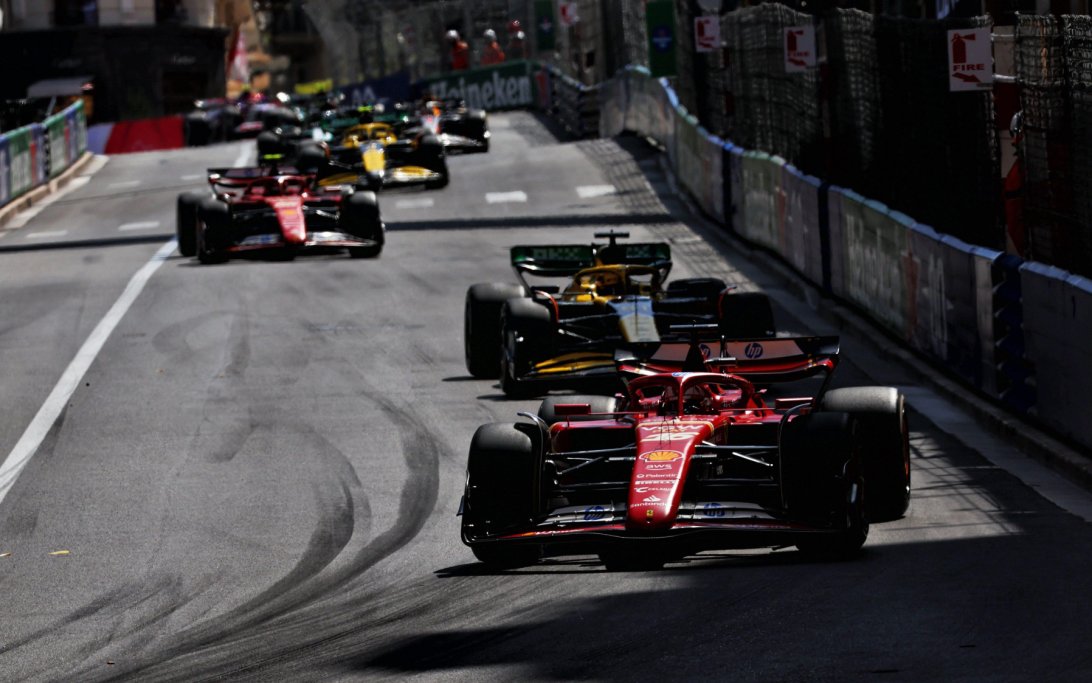 Monaco race start