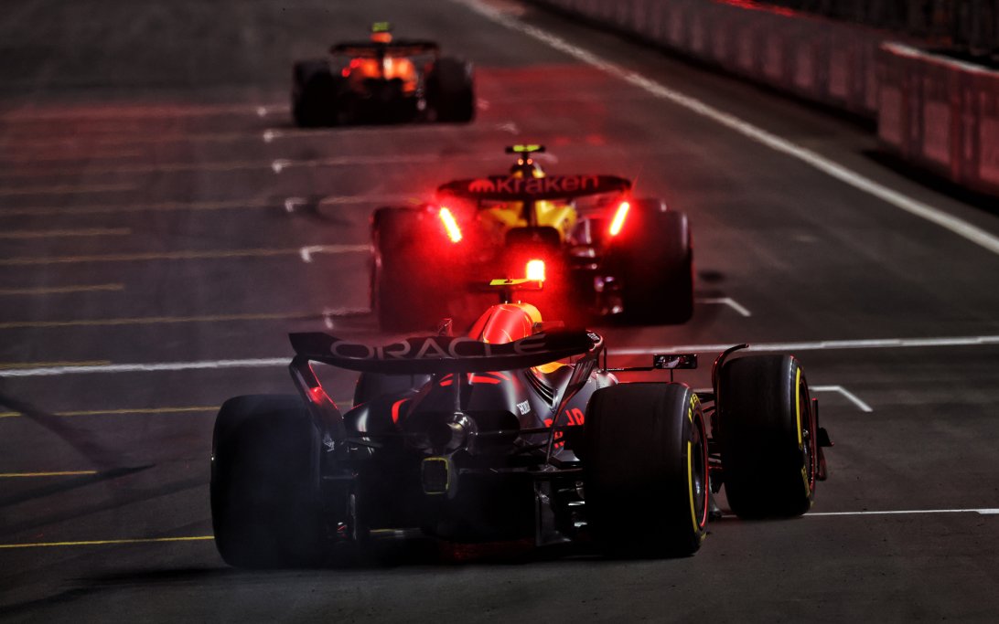 Why Red Bull gave Verstappen and Perez 'wrong' wing for Las Vegas | RacingNews365