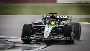 Mercedes stun ex-F1 driver with 'very bold moves'