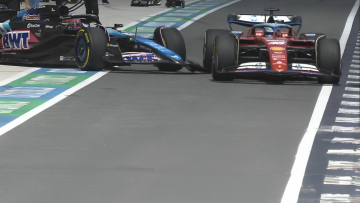 Video: Ocon rijdt Leclerc nog voor de start van de race aan